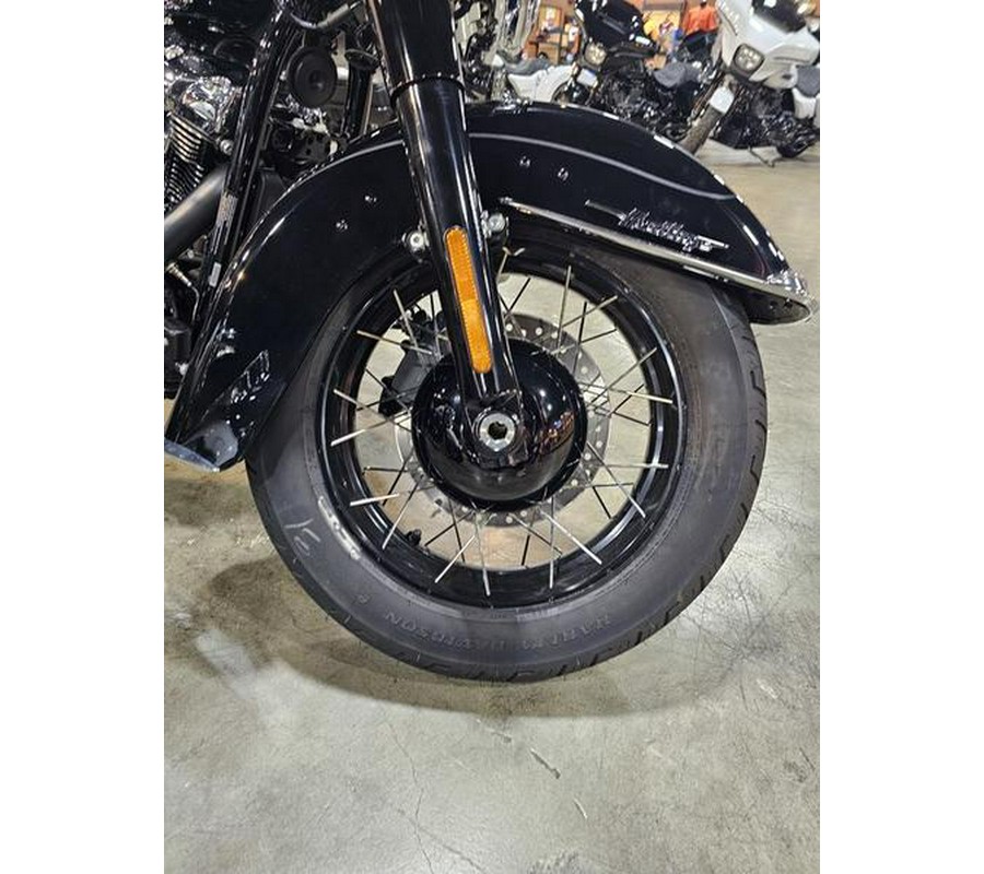 2025 Harley-Davidson® FLHC - Heritage Classic