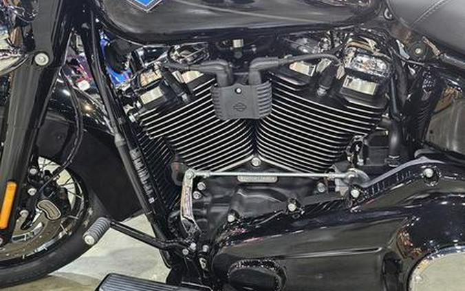 2025 Harley-Davidson® FLHC - Heritage Classic