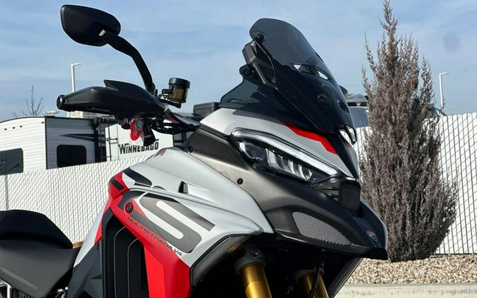 2025 Ducati Multistrada V4 RS