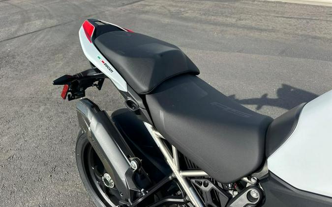 2025 Ducati Multistrada V4 RS