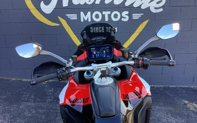 2022 Ducati Multistrada V4 PIKES PEAK