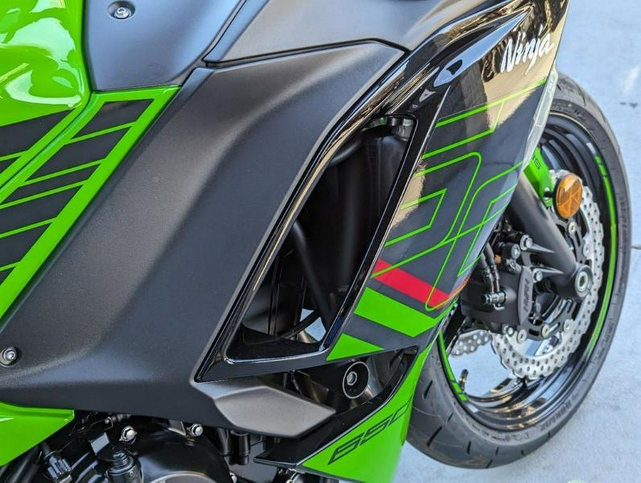 2024 Kawasaki Ninja® 650 KRT Edition ABS