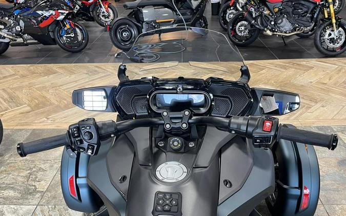 2023 Can-Am® Spyder F3 Limited Special Series