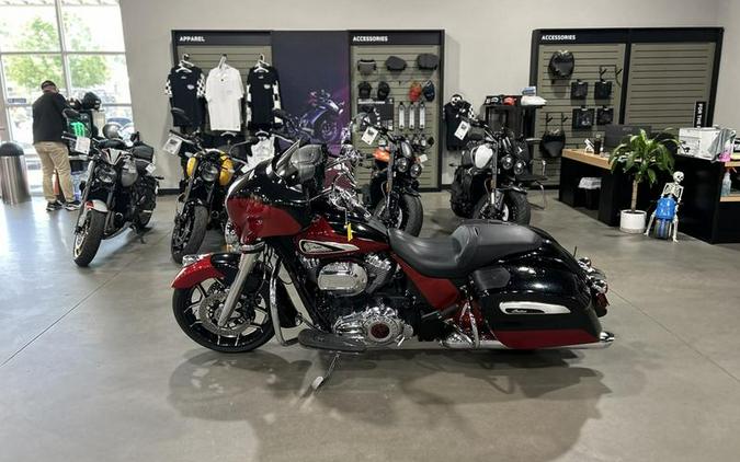 2020 Indian Motorcycle® Chieftain® Elite Thunder Black Vivid Crystal/Wildfire Red Candy