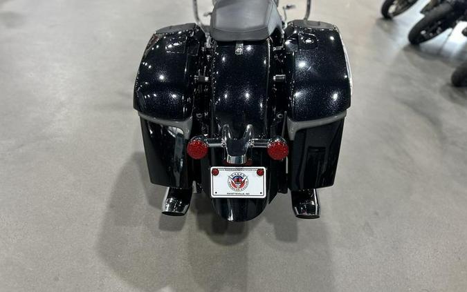 2020 Indian Motorcycle® Chieftain® Elite Thunder Black Vivid Crystal/Wildfire Red Candy