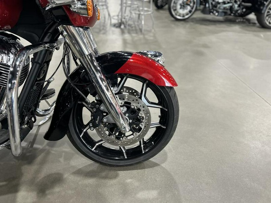 2020 Indian Motorcycle® Chieftain® Elite Thunder Black Vivid Crystal/Wildfire Red Candy