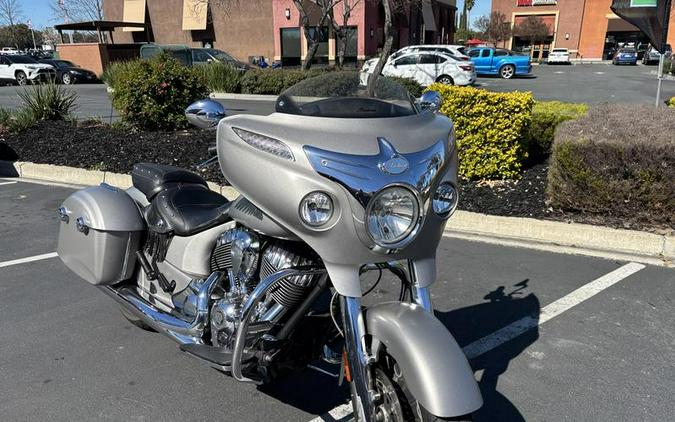 2016 Indian Motorcycle® Chieftain® Silver Smoke