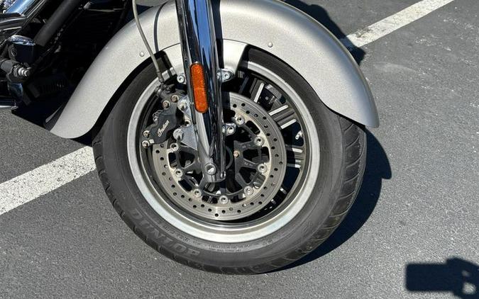 2016 Indian Motorcycle® Chieftain® Silver Smoke