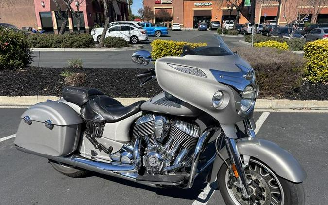 2016 Indian Motorcycle® Chieftain® Silver Smoke