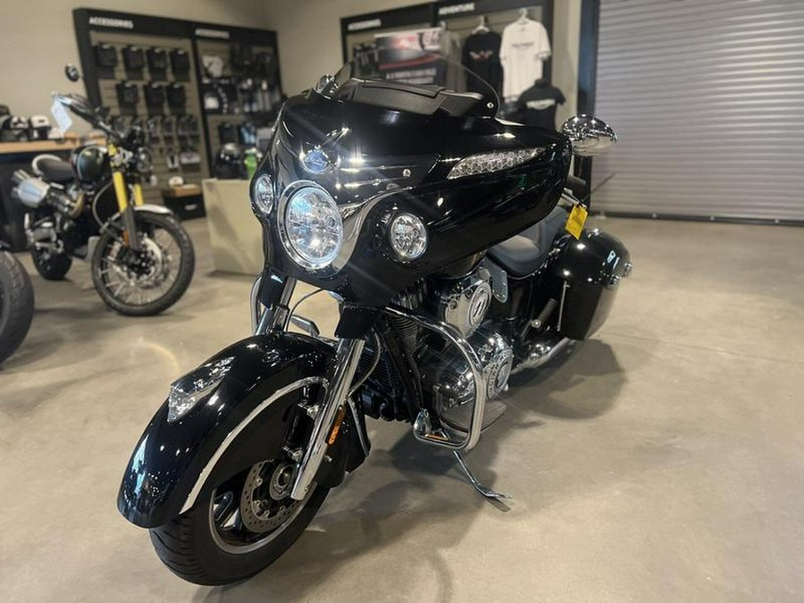 2019 Indian Motorcycle® Chieftain® Classic Thunder Black