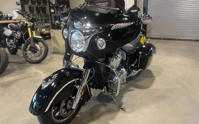 2019 Indian Motorcycle® Chieftain® Classic Thunder Black