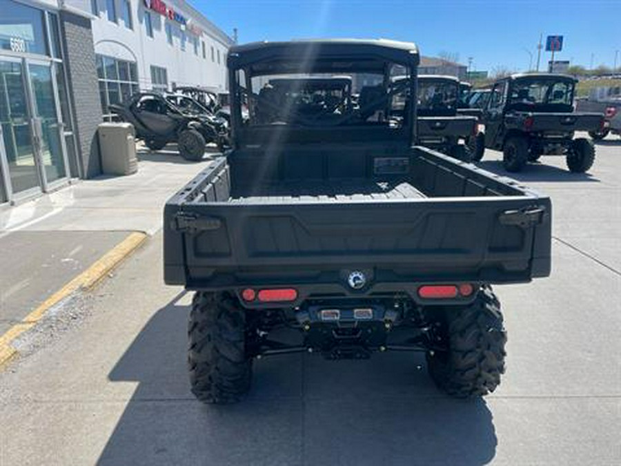 2024 Can-Am Defender 6x6 XT