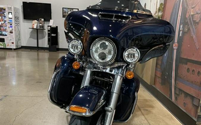 2014 Harley-Davidson Touring FLHTCU - Electra Glide Ultra Classic