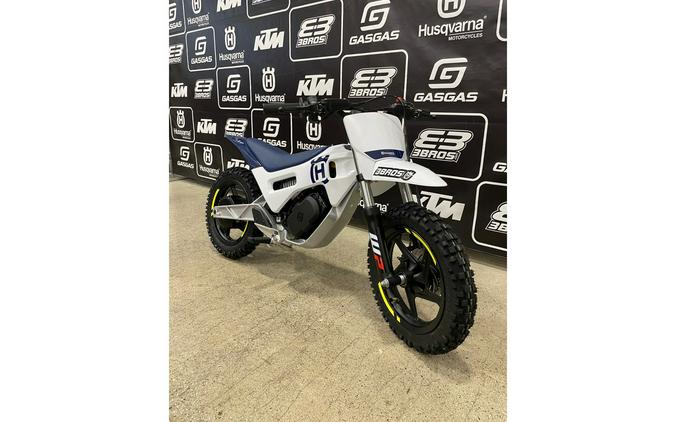 2025 Husqvarna Motorcycles EE 2