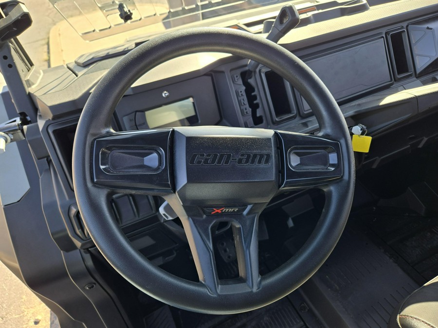 2026 CAN-AM DEFENDER MAX X MR HD11 WITH HALF DOORS