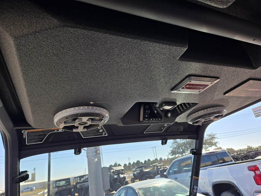 2026 CAN-AM DEFENDER MAX X MR HD11 WITH HALF DOORS