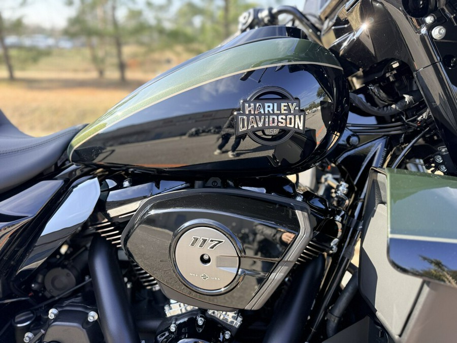 2026 Harley-Davidson® Street Glide Limited FLHXL