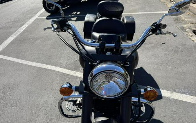 2018 Kawasaki Vulcan® 900 Classic