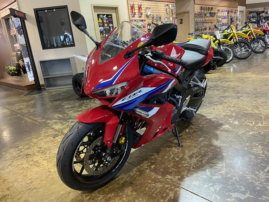 2026 Honda® CBR650R E-Clutch