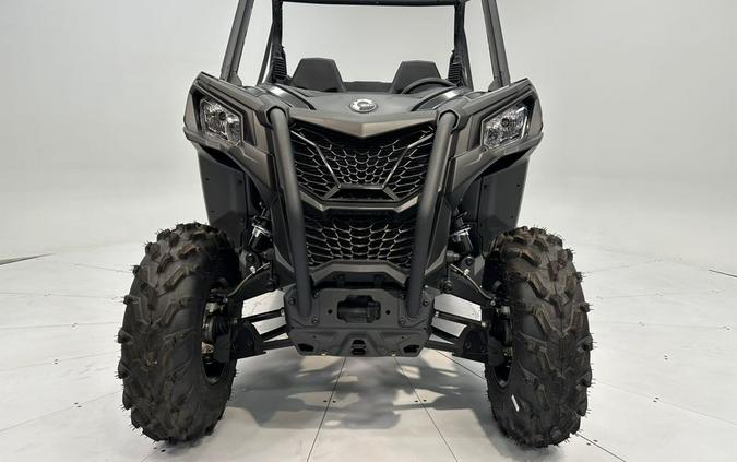 2023 Can-Am Maverick Trail DPS 700