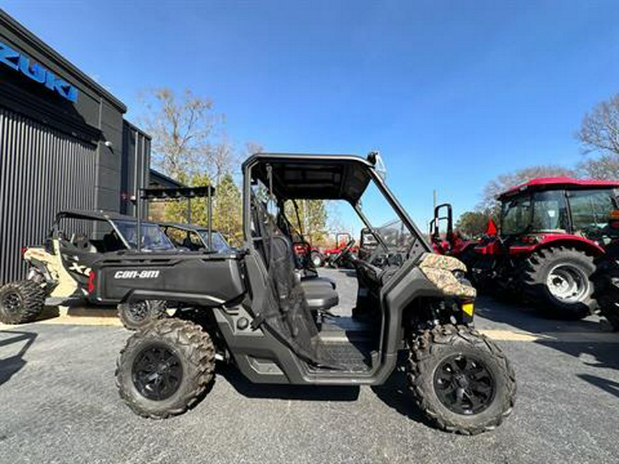 2023 Can-Am Defender DPS HD9