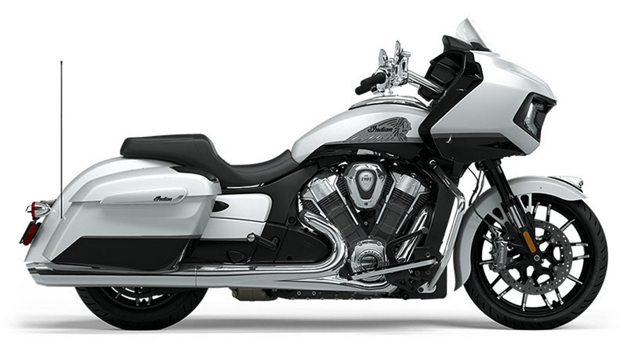 2024 Indian Motorcycle Challenger® Limited with PowerBand Audio Package