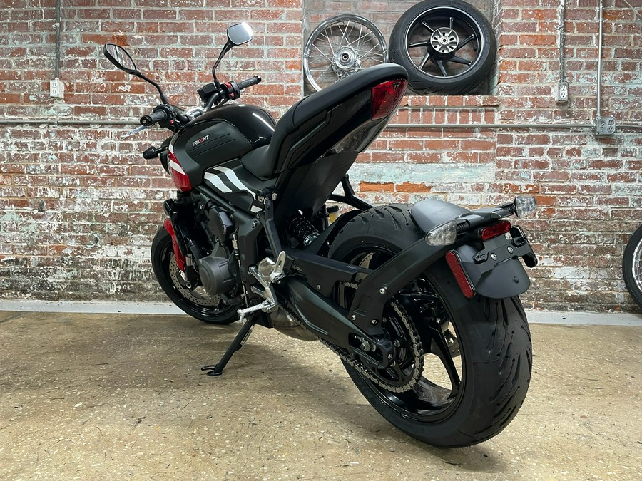 2025 Triumph Trident 660