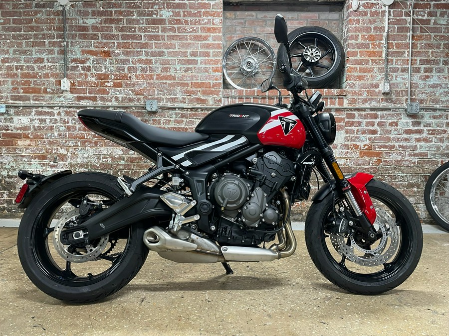 2025 Triumph Trident 660