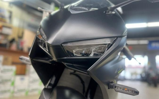 2026 Honda® CBR650R E-Clutch
