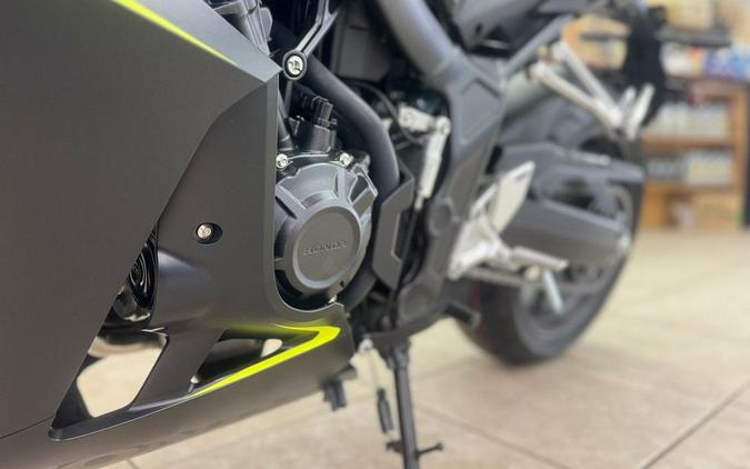 2026 Honda® CBR650R E-Clutch