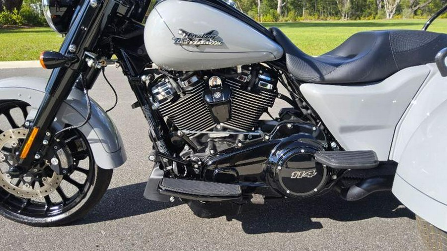 2024 Harley-Davidson® Flrt Freewheeler