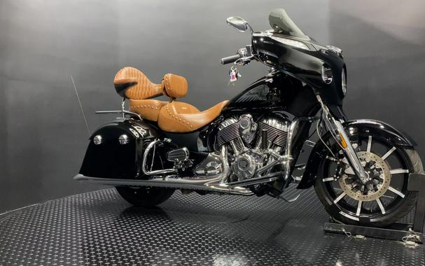 2017 Indian Motorcycle® Chieftain® Limited Thunder Black