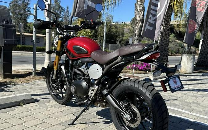 2025 Triumph Scrambler 400 X Carnival Red / Phantom Black