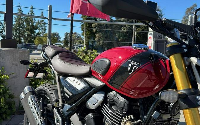 2025 Triumph Scrambler 400 X Carnival Red / Phantom Black