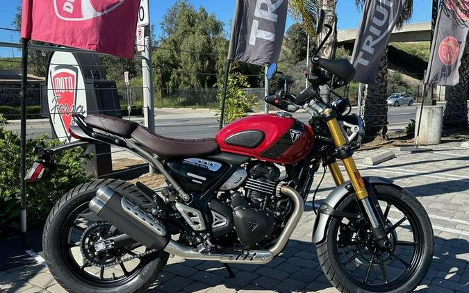 2025 Triumph Scrambler 400 X Carnival Red / Phantom Black