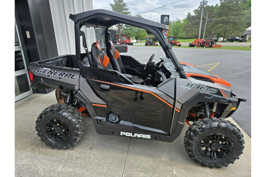 2017 GENERAL 1000 EPS DLX - Polaris