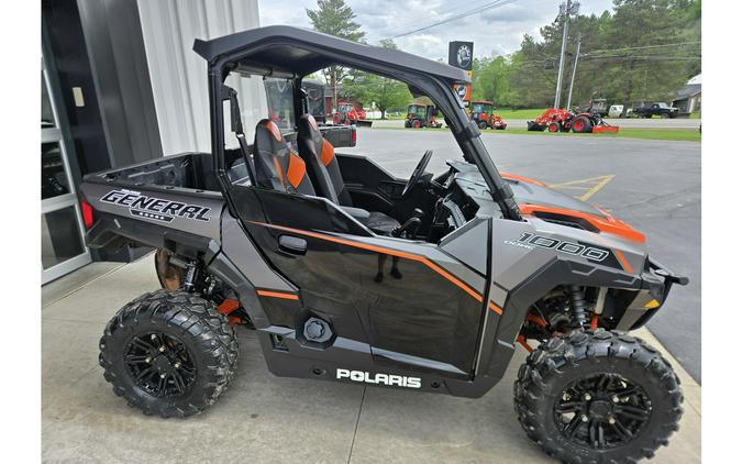 2017 GENERAL 1000 EPS DLX - Polaris