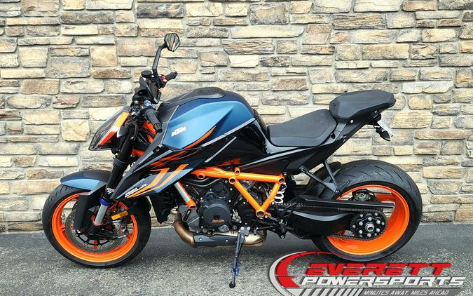 2022 KTM 1290 Super Duke R EVO