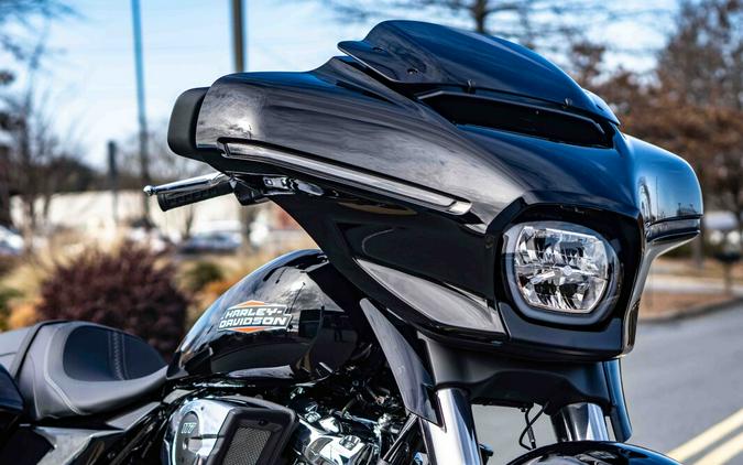 FLHX 2025 Street Glide®