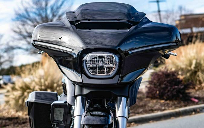 FLHX 2025 Street Glide®
