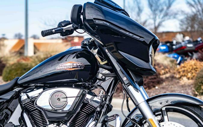 FLHX 2025 Street Glide®