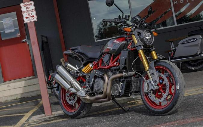 2024 Indian Motorcycle® FTR R Carbon Carbon Fiber