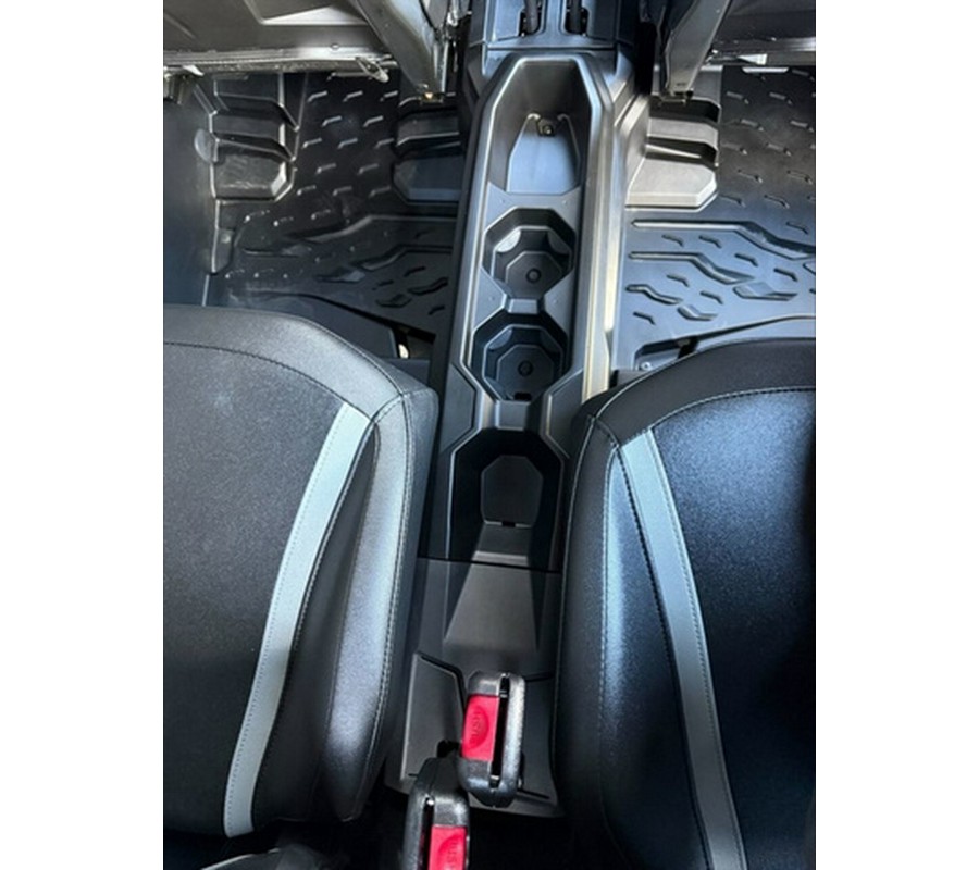 2025 Can-Am Commander MAX XT 1000R