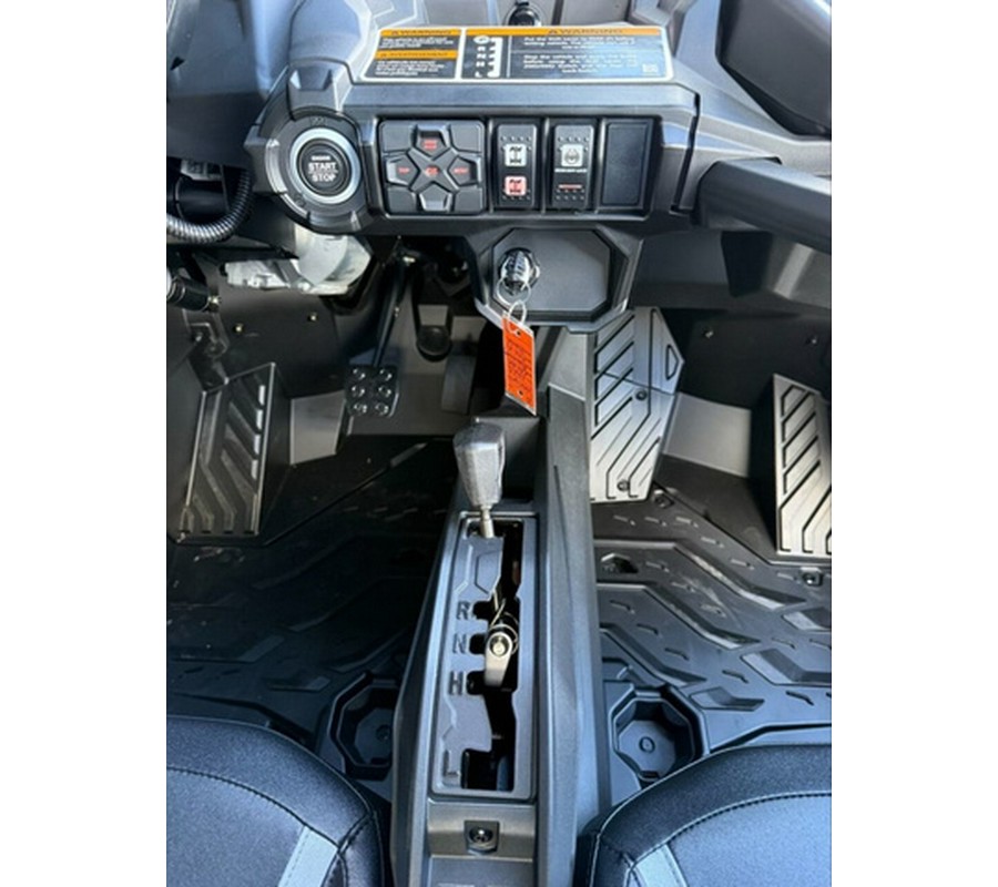 2025 Can-Am Commander MAX XT 1000R