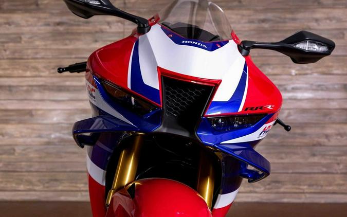 2026 CBR1000RR-R Fireblade SP - Honda