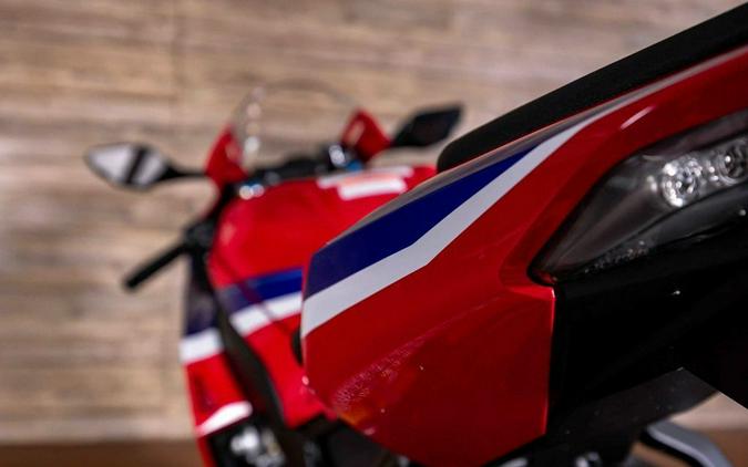 2026 CBR1000RR-R Fireblade SP - Honda