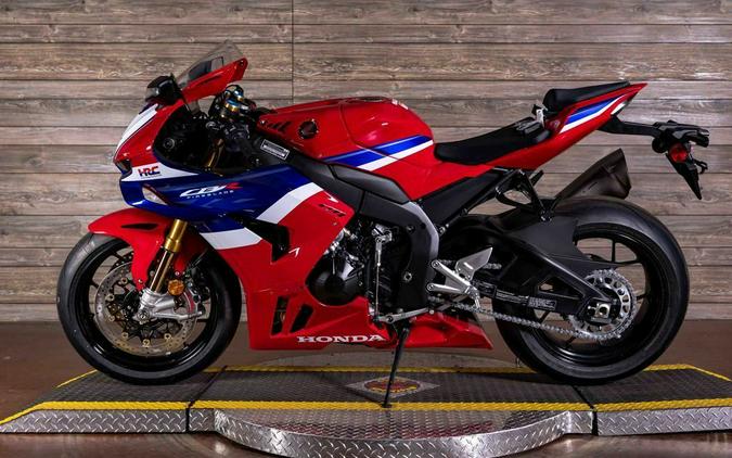2026 CBR1000RR-R Fireblade SP - Honda