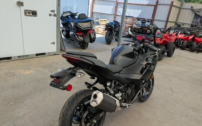 2026 Kawasaki Ninja® 500 ABS