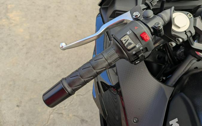 2026 Kawasaki Ninja® 500 ABS