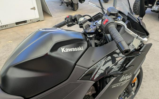2026 Kawasaki Ninja® 500 ABS